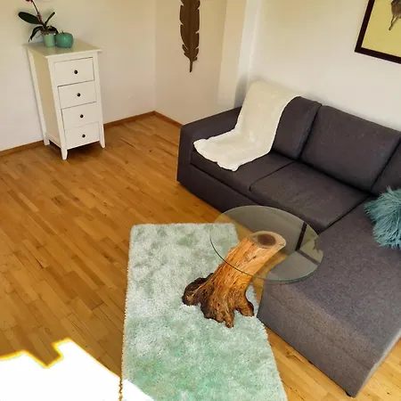 Apartment Iris Makarska