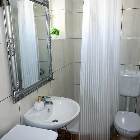 Apartment Iris Makarska